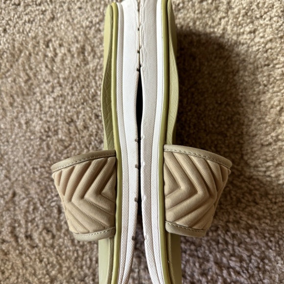 Antonio Melani Lannaii Quilted Logo Washable Slide Sandals, size 8 - Picture 7 of 8